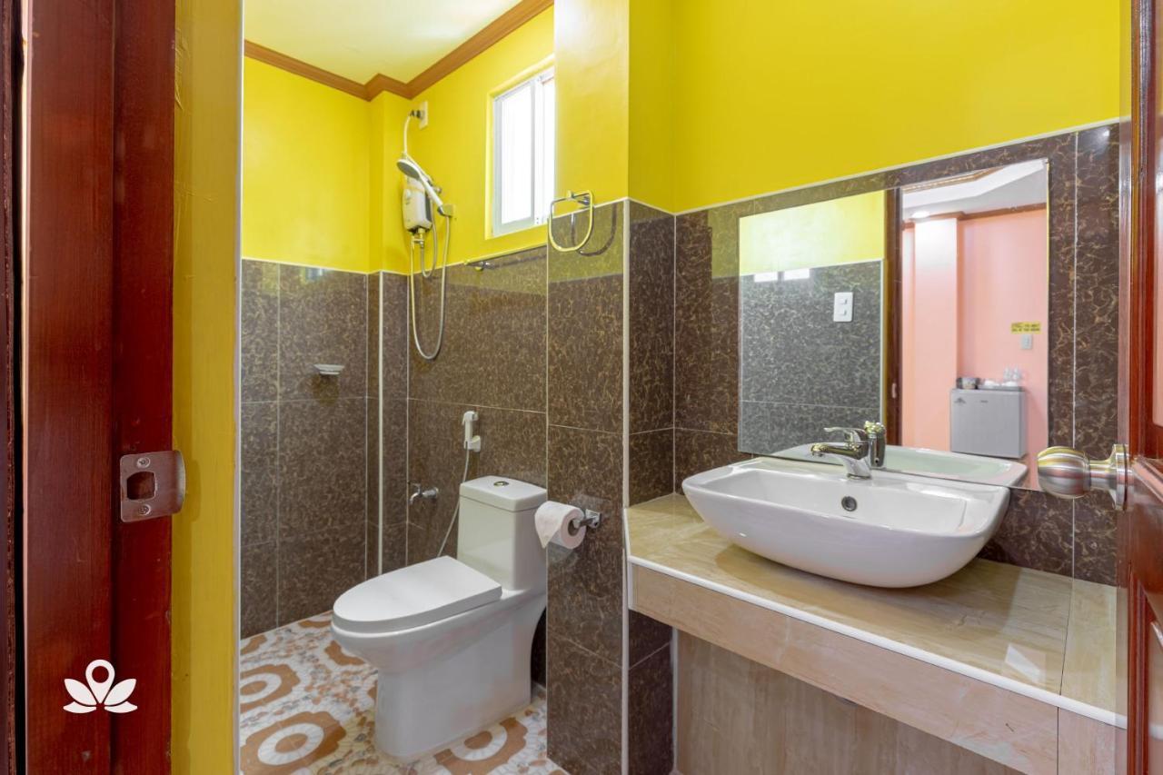 Zen Rooms Casa Venicia 카티클란 외부 사진