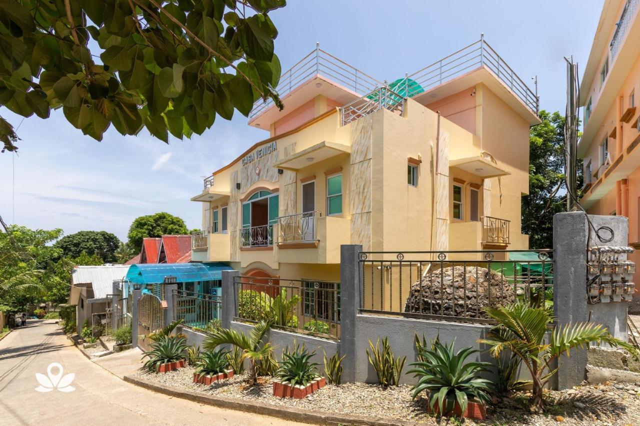 Zen Rooms Casa Venicia 카티클란 외부 사진